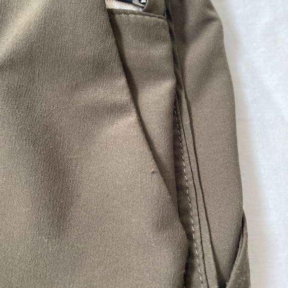 Vuori women’s sz M Weekend Jogger - Picture 8 of 9